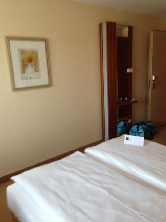 Doppelbett Essential by Dorint Hotel Köln-Junkersdorf