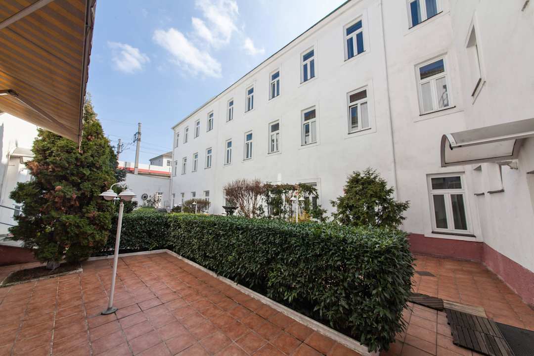 Garten Hotel Cristall Wien Messe