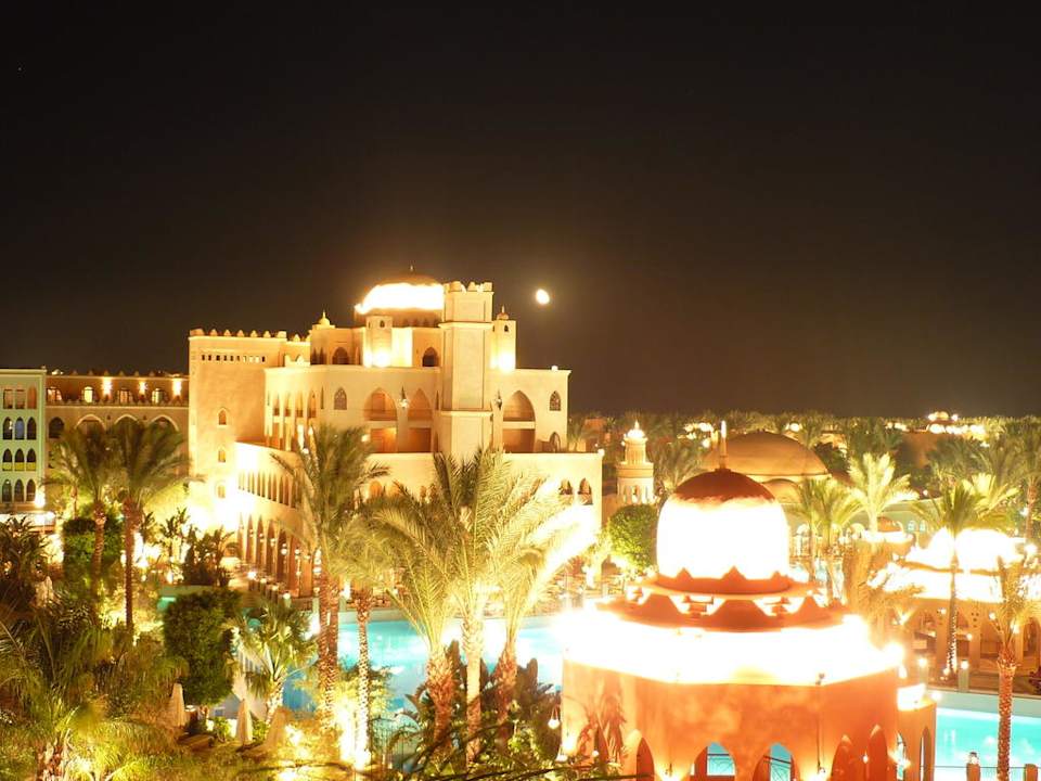 Blick von unserem Zimmer über die Anlage zum Meer Makadi Palace