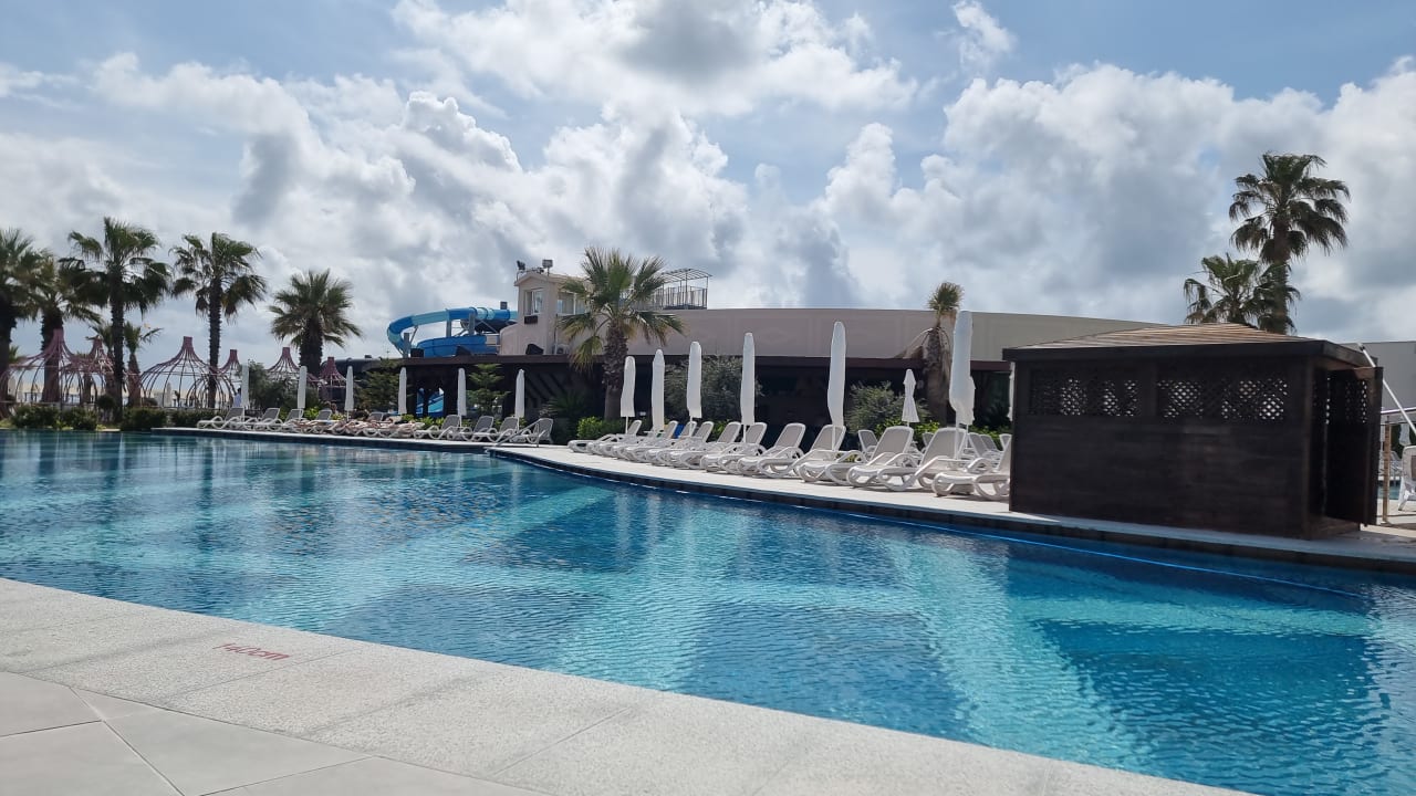 Pool Kirman Belazur Resort & Spa