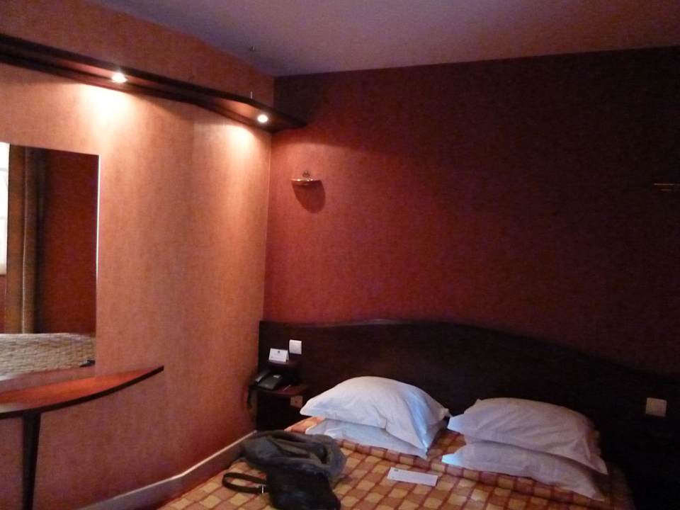 Romantische, warme Farben geben gutes Ambiente Best Western Hotel Le Pont D'or