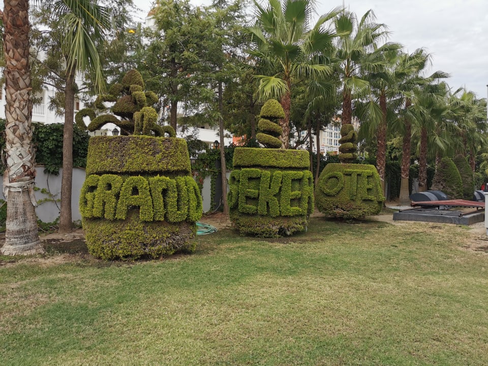 Gartenanlage Grand Seker Hotel