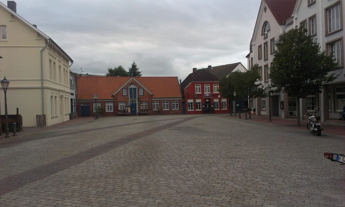 Marktplatz vor dem Hotel Hotel Friesenhof
