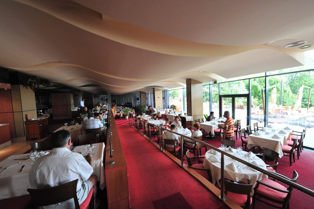 Blue Dolphin Restaurant Hotel Europa