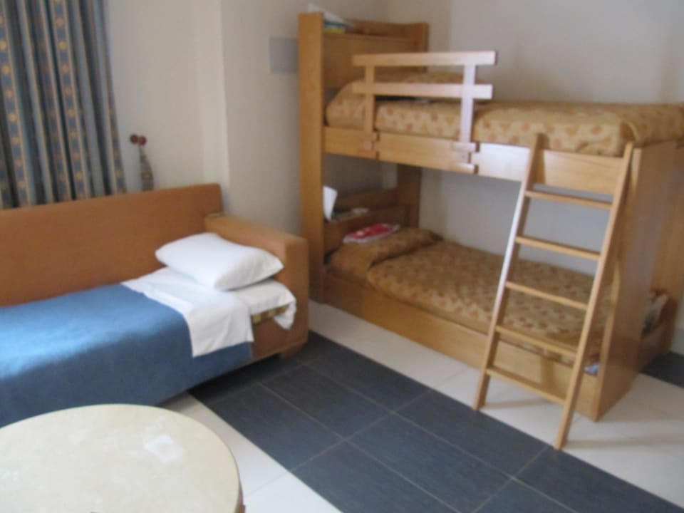 Queen Suite (Family Room) Adams Beach Hotel