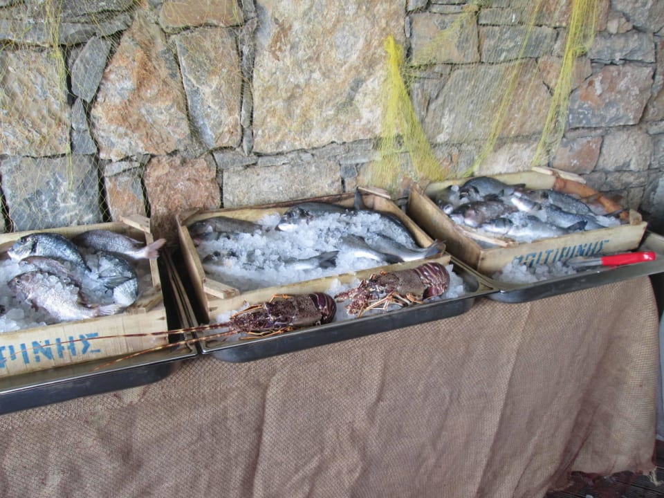 Fisch Mittagessen Domes Aulus Elounda All-Inclusive Resort, Curio Collection by Hilton