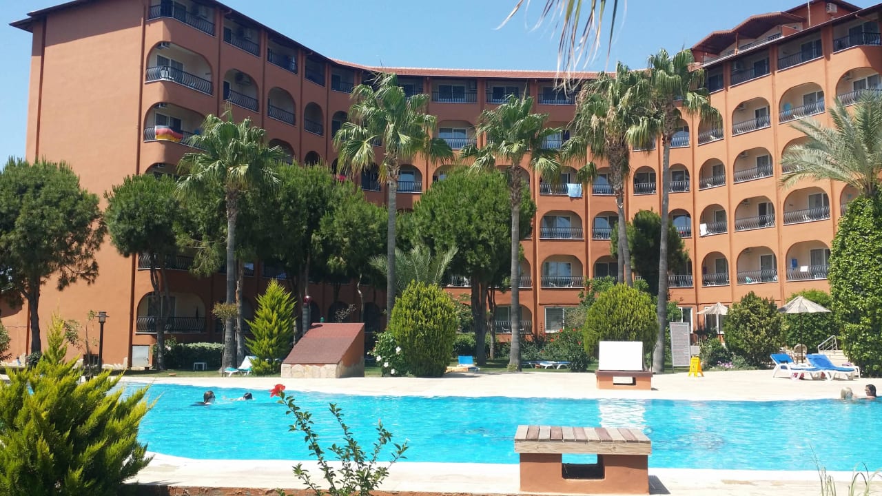 Blick vom Relaxpool Club Turtas Beach Hotel