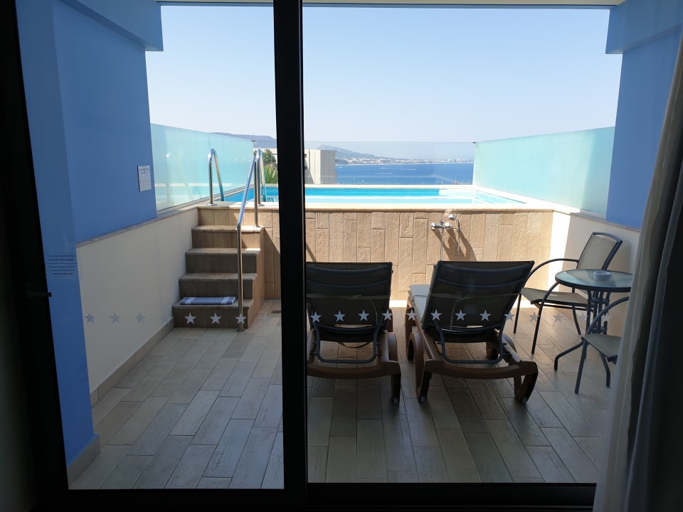 Zimmer Atrium Platinum Luxury Resort Hotel & Spa