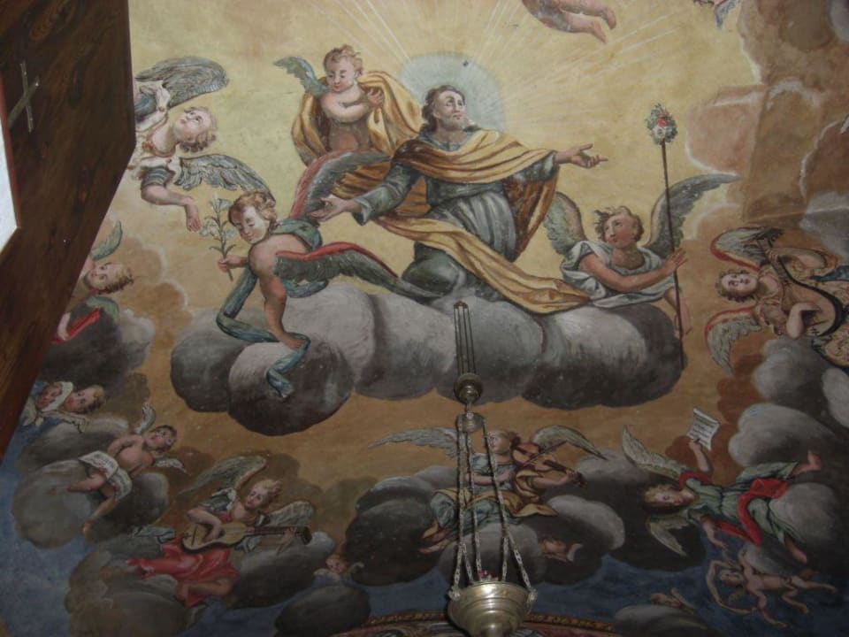 Deckengemälde in der Kapelle des Hotels Hotel Es Port