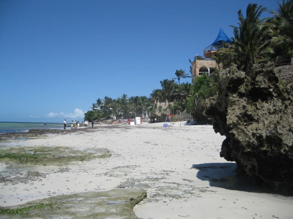 Strand am Hotel Bahari Beach Hotel
