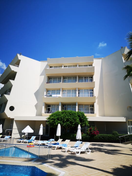 Außenansicht Nerton Hotel - Erwachsenenhotel ab 16 Jahren