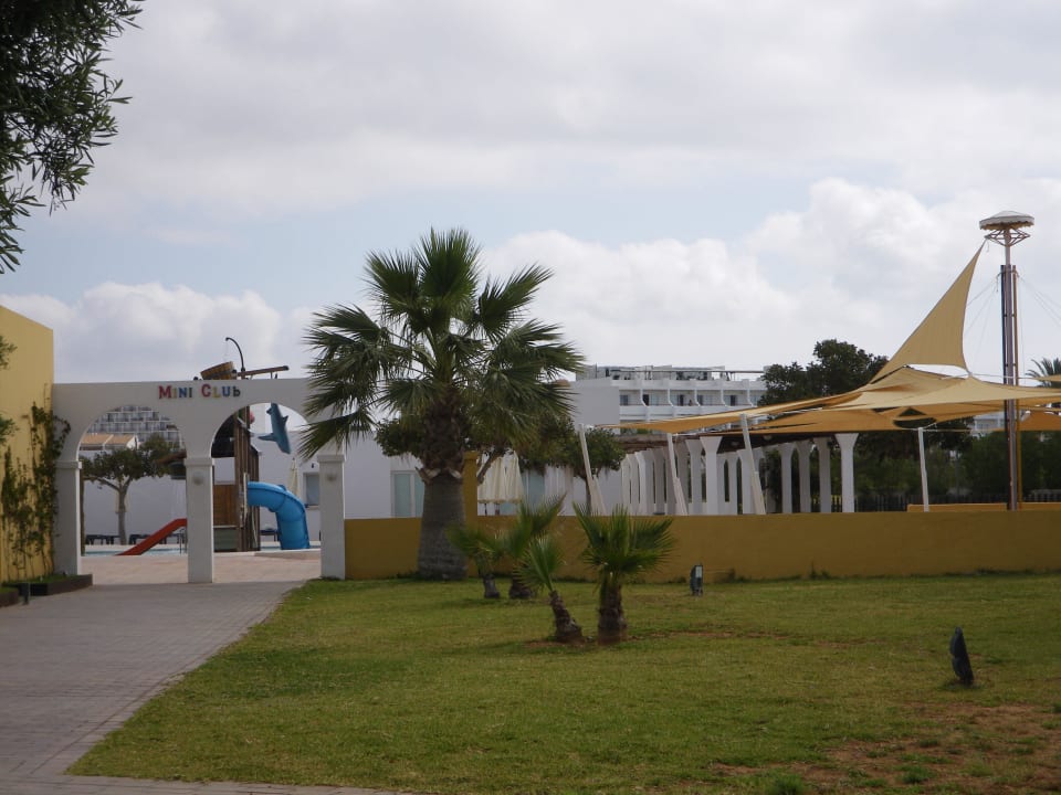 Mini Club Grand Palladium Select Palace Ibiza