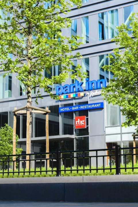 Park Inn by Radisson Brussels Midi Park Inn by Radisson Brussels Midi