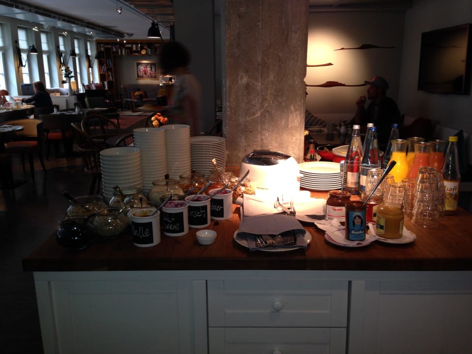 Frühstück Henri Hotel Hamburg Downtown