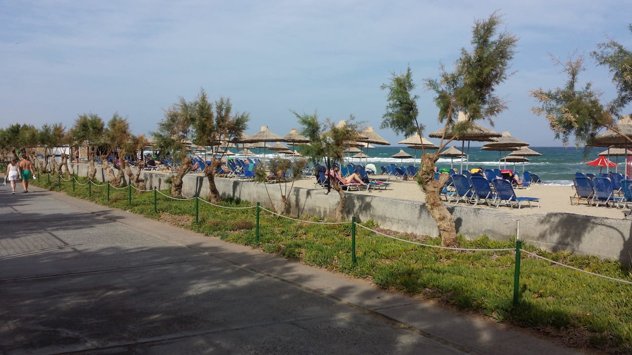 Strand Anissa Beach & Village