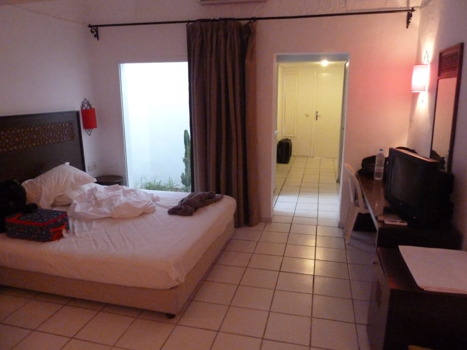 Zimmer ohne Ausblick Monarque Club Rivage