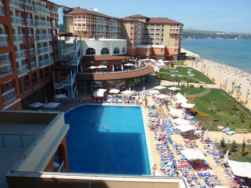 Pool aus der 4.Etage Sol Luna Bay