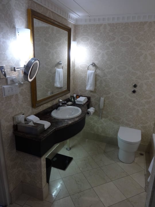 Bad Parmelia Hilton Perth