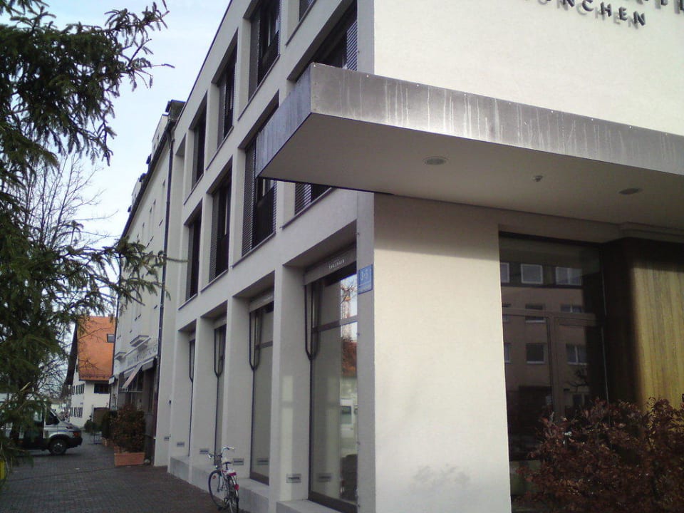 Ansicht von der Strasse Hotel Thalmair