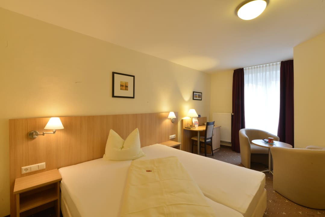 Zimmerbeispiel Hotel Garni Brugger