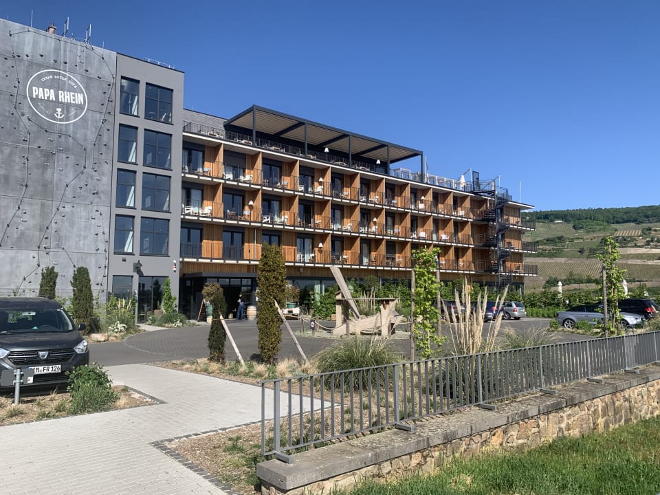 Außenansicht PAPA RHEIN - Hotel & Spa