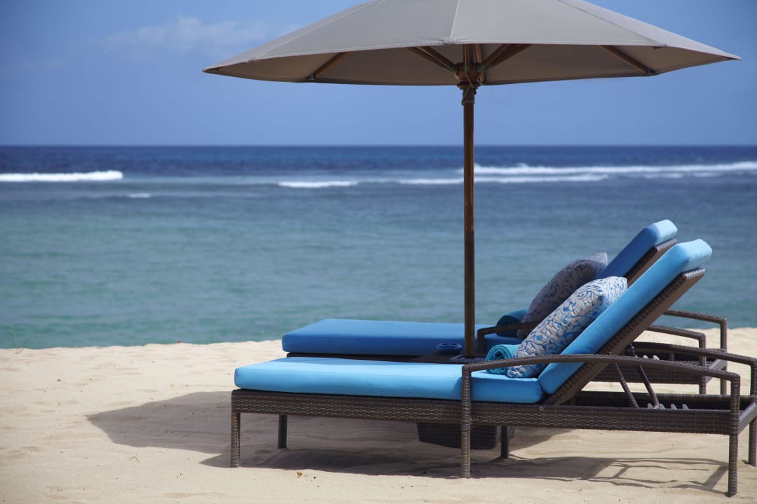 Courtyard Private Beach Club Courtyard by Marriott Bali Nusa Dua