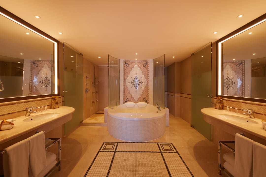 Zimmer Secrets Bahia Real Resort & SPA