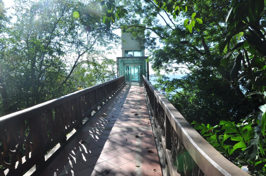 Do windy na plażę Independence Hotel Resort & Spa
