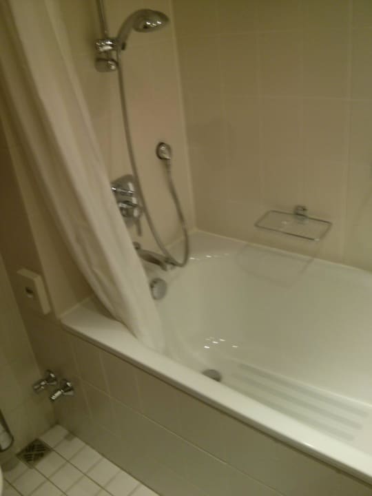 Problem Duschwanne Estrel Hotel Berlin