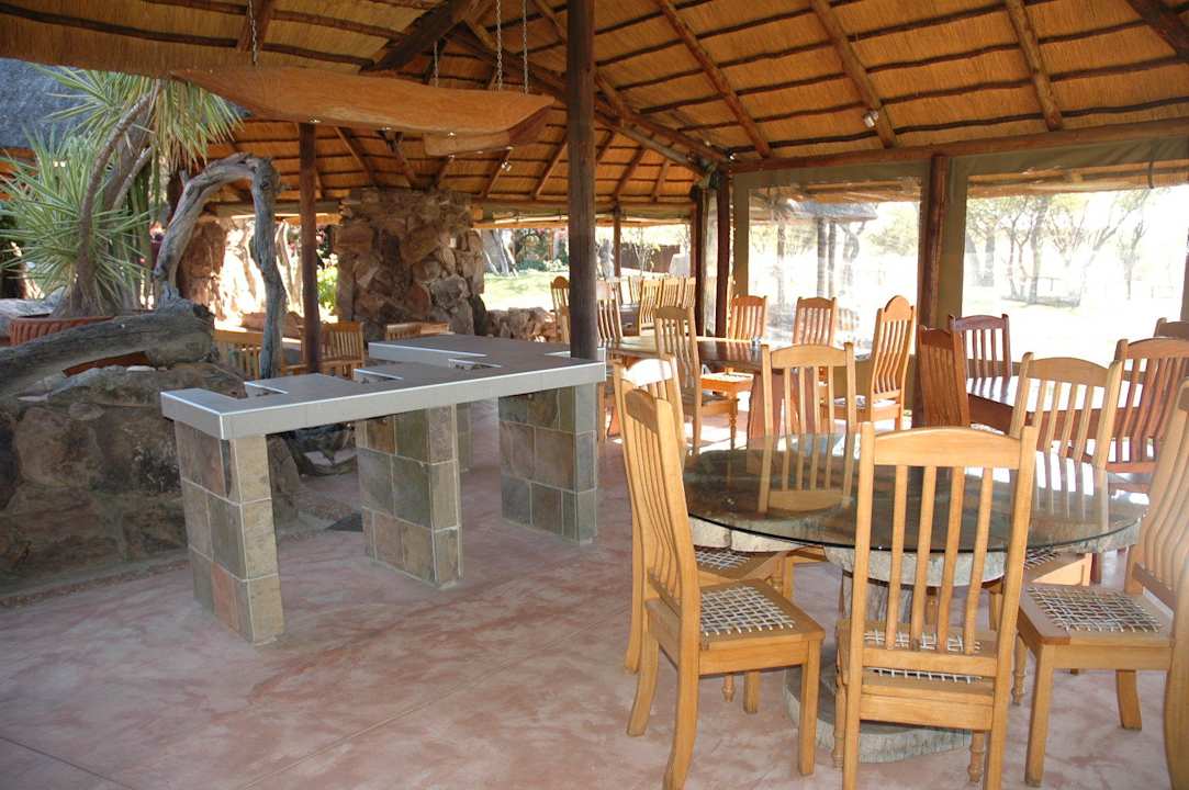 Essraum Kalahari Bush Breaks Lodge