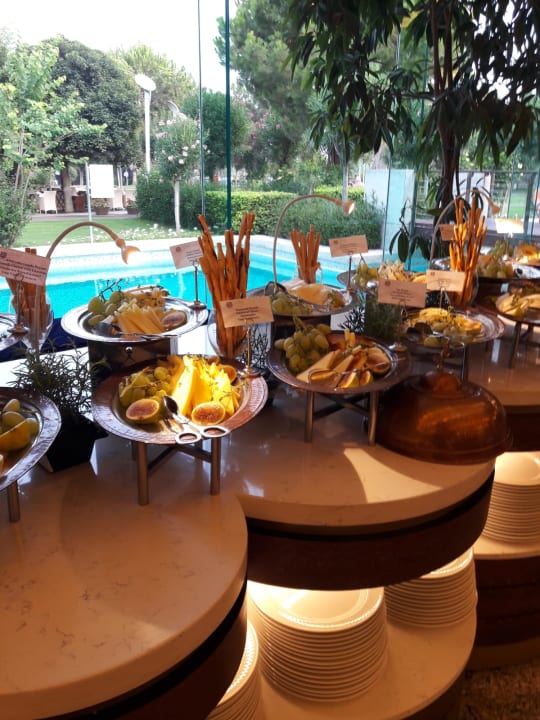 Gastro Gloria Serenity Resort