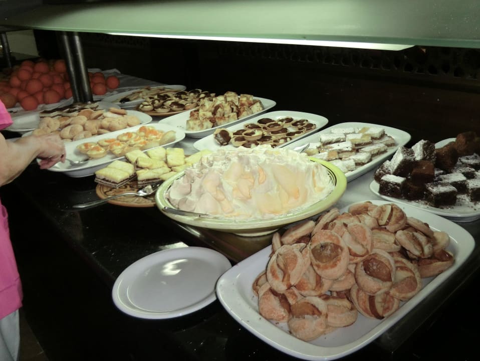 Nicht pompös aber sehr lecker! Djerba Sun Beach Hotel & Spa