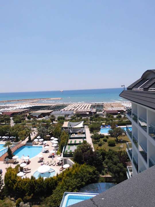 Ausblick Commodore Elite Suites & Spa - Adults only