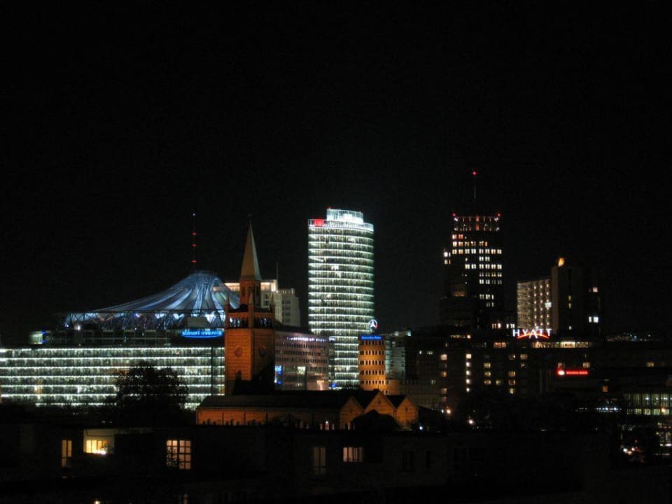 Maritim Hotel Berlin, Zimmer 5098, Ausblick JW Marriott Hotel Berlin