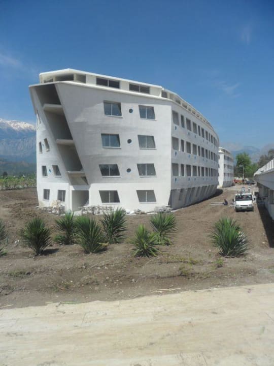 New Hotel Diama Biz Being built Miarosa Kemer Beach