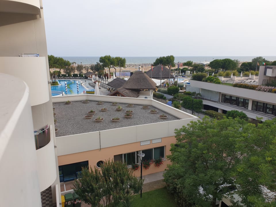 Außenansicht Aparthotel Holiday