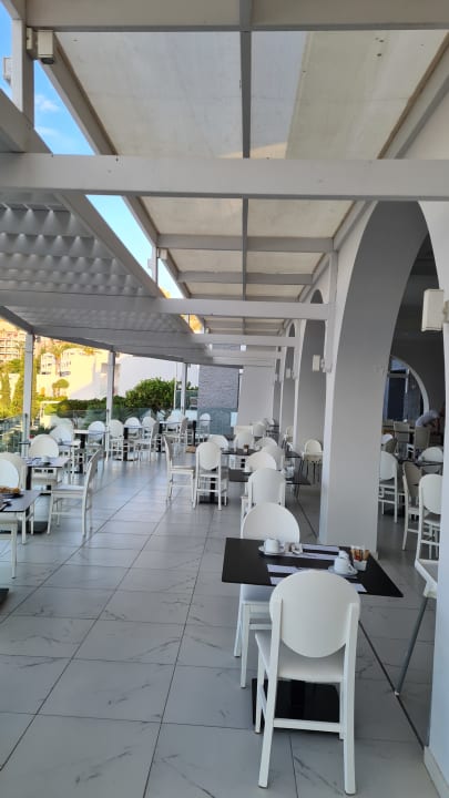 Gastro Dimitra Beach Hotel & Suites