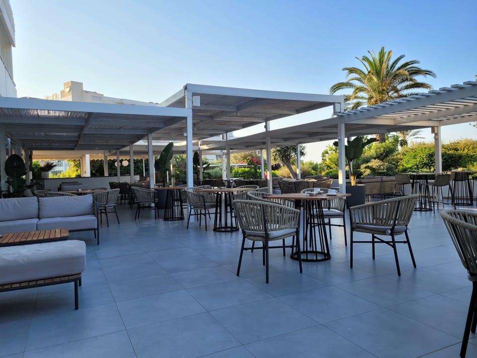 Gastro Hotel Nissi Beach Resort