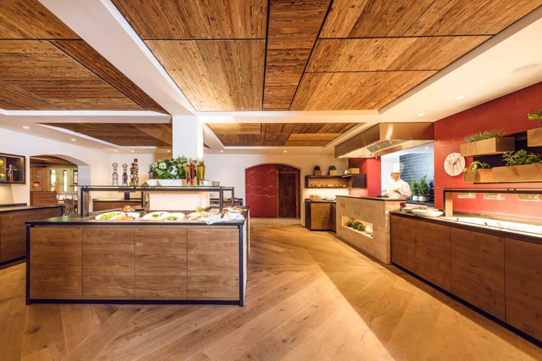 Buffet Bereich Vitalhotel Edelweiss