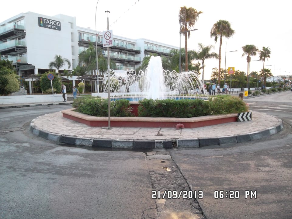 Vor dem Hotel Faros-Ayia Napa Faros Hotel Ayia Napa