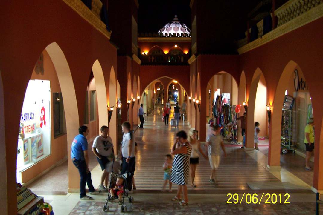 Flaniermeile Pickalbatros Alf Leila Wa Leila Resort - Neverland Hurghada