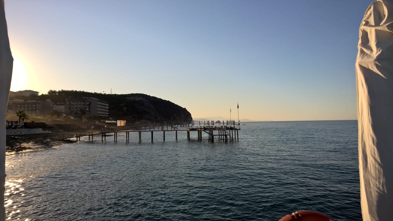 Strand Dizalya Palm Garden