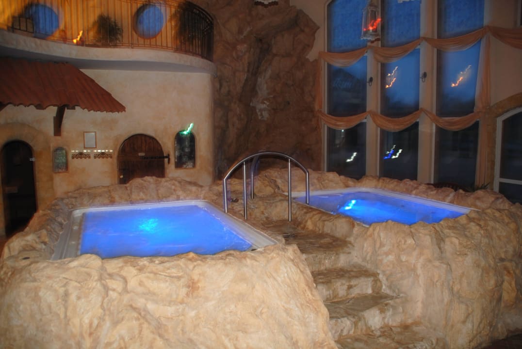 Jacuzzi Hotel Azzun Orient SPA & Wellness