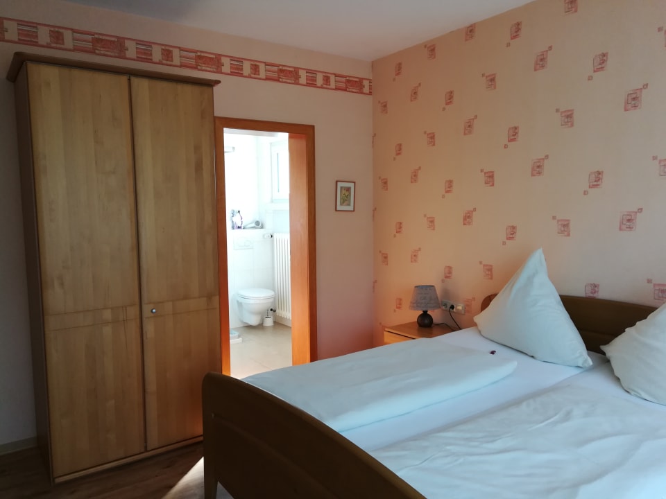 Zimmer Pension auf dem Weingut Edgar Schwaab