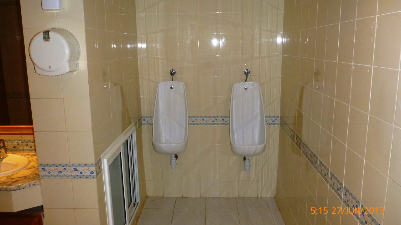 Sanitärbereiche beim Speisesaal Hotel El Mouradi Cap Mahdia