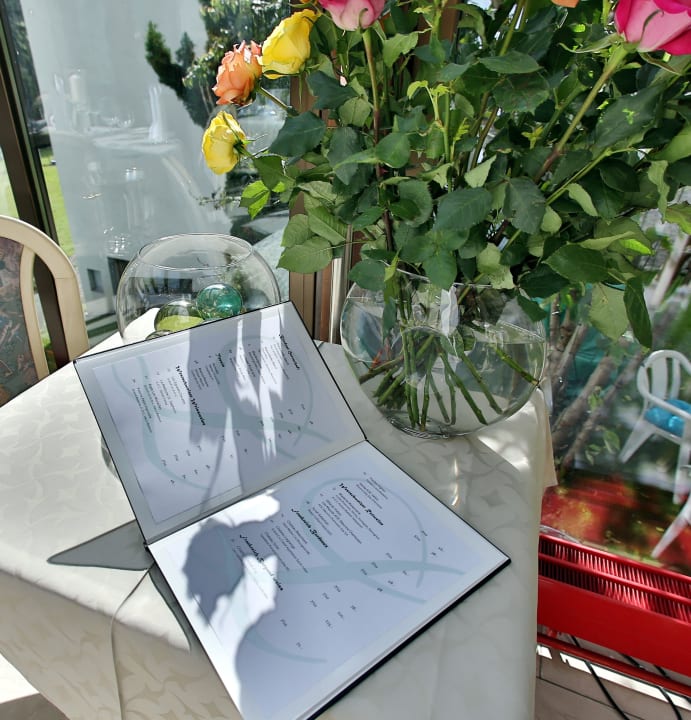 Wintergartenrestaurant Chalet-Hotel Larix