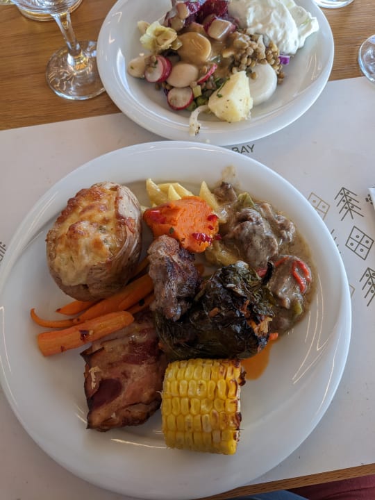 Gastro Hotel Kakkos Bay