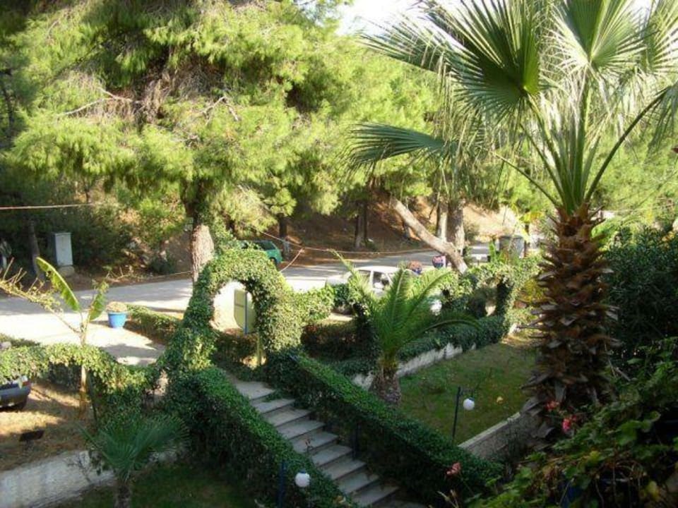 Garten Haus des Gartens / Pension Nikos