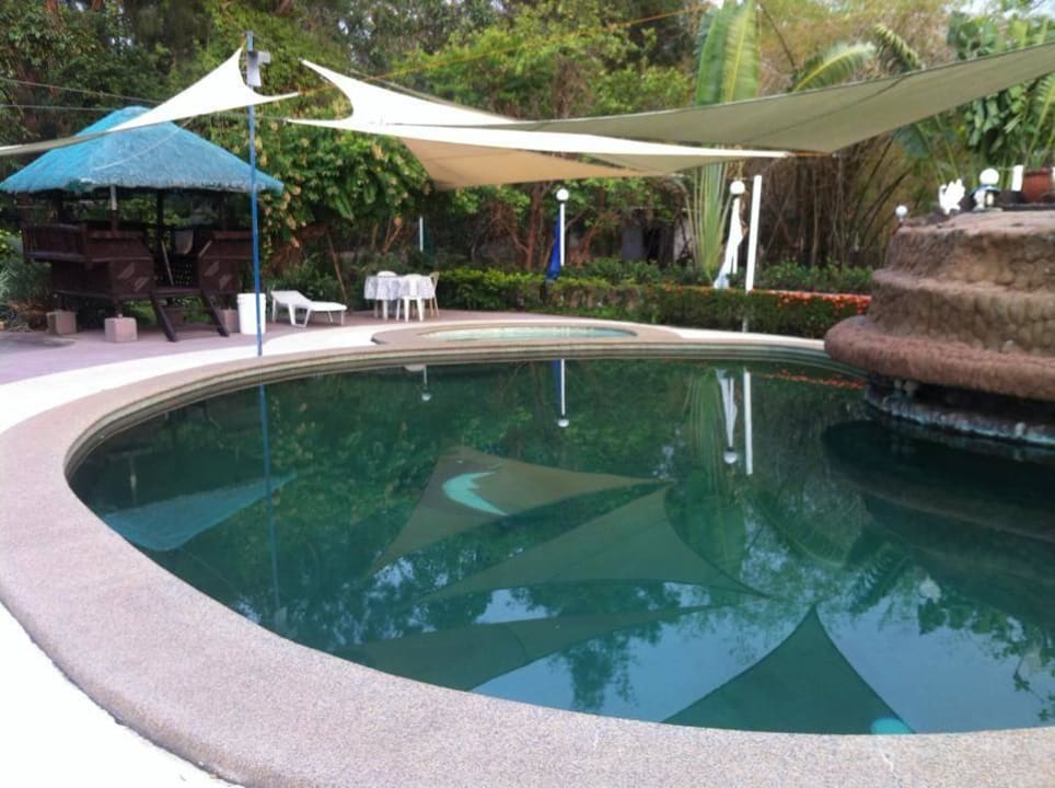 Der kleine, aber feine Pool Rama International Beach Resort