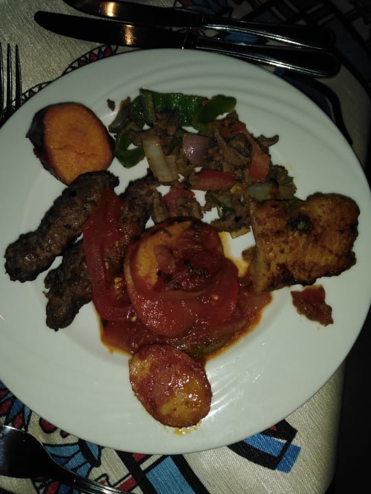 Gastro Three Corners Equinox Beach Resort